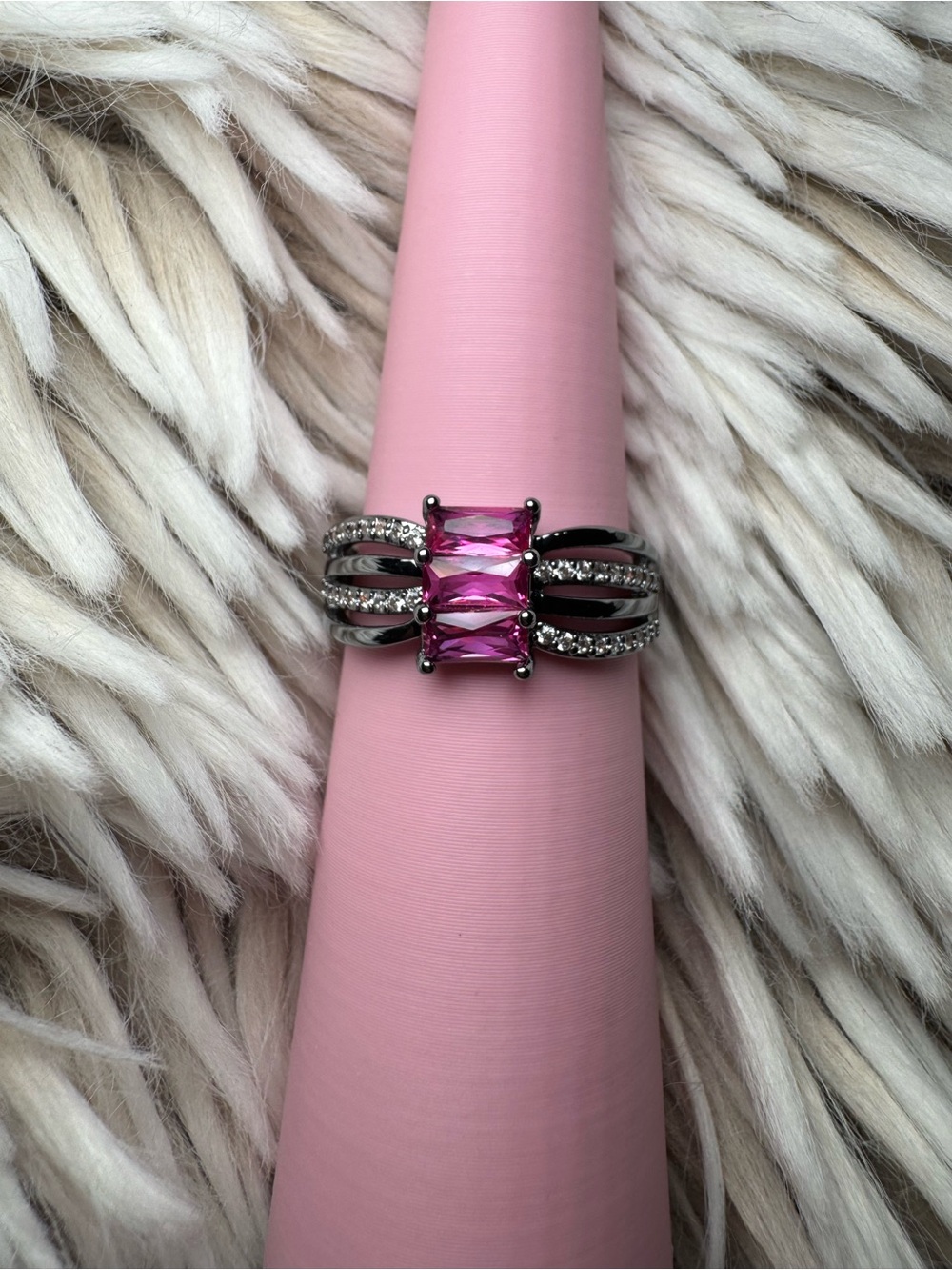 💝 Gorgeous Ring